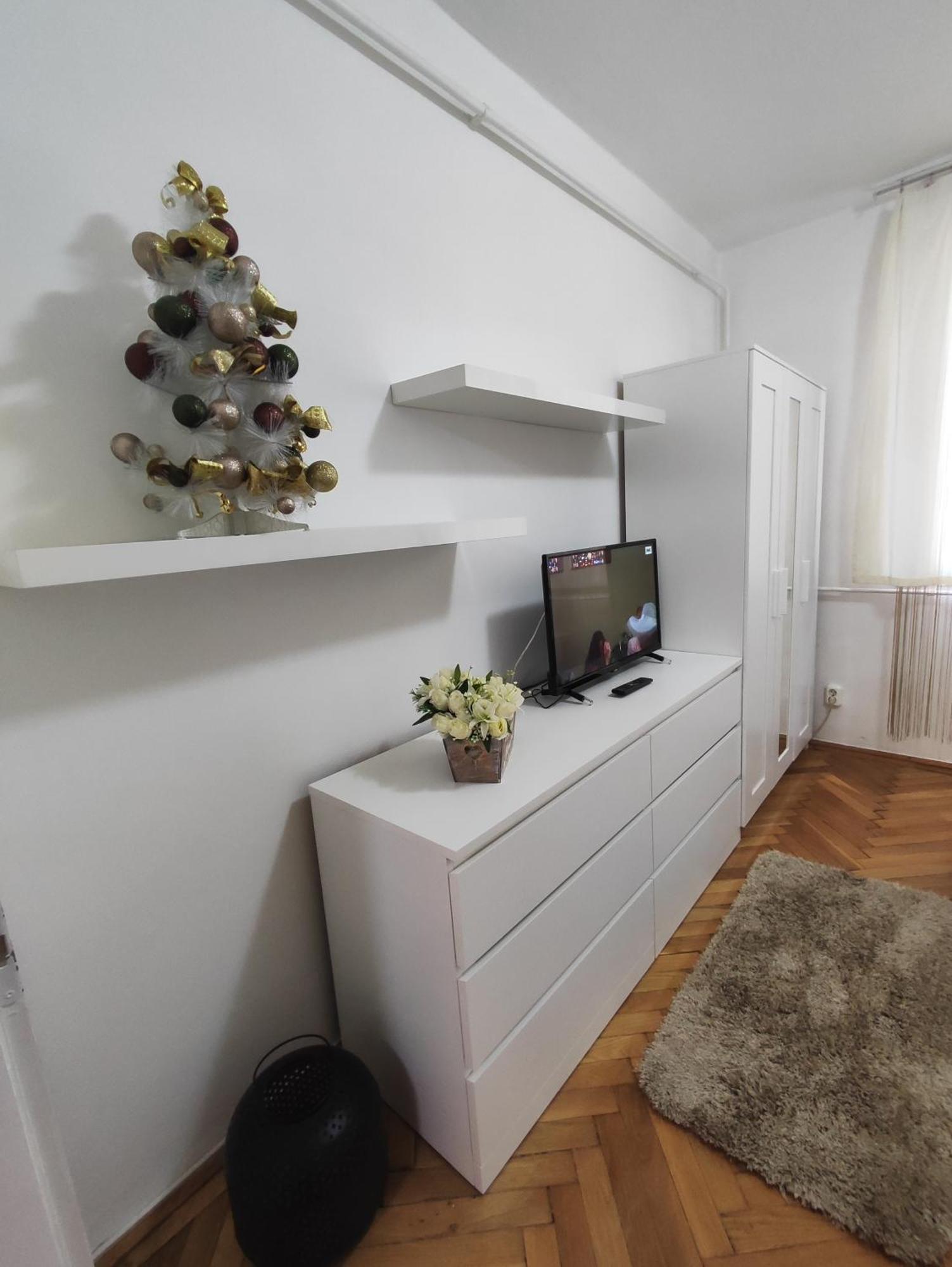 Heni Apartman Nagykanizsa Zewnętrze zdjęcie