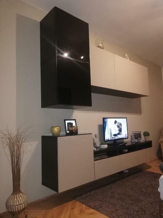 Heni Apartman Nagykanizsa Zewnętrze zdjęcie